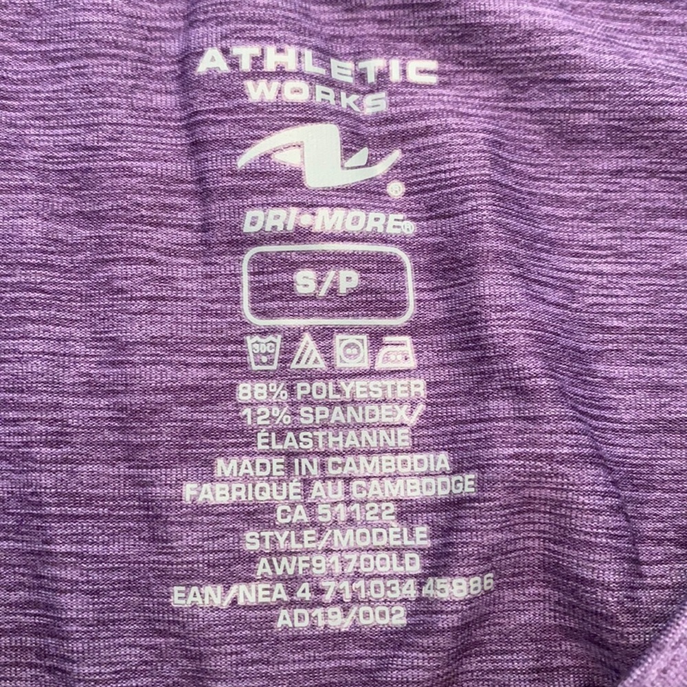 Workout top!! - Picture 2 of 3